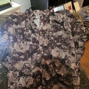True Timber Shirt Mens Medium Brown Camouflage Camping Hiking HTC Long Sleeve